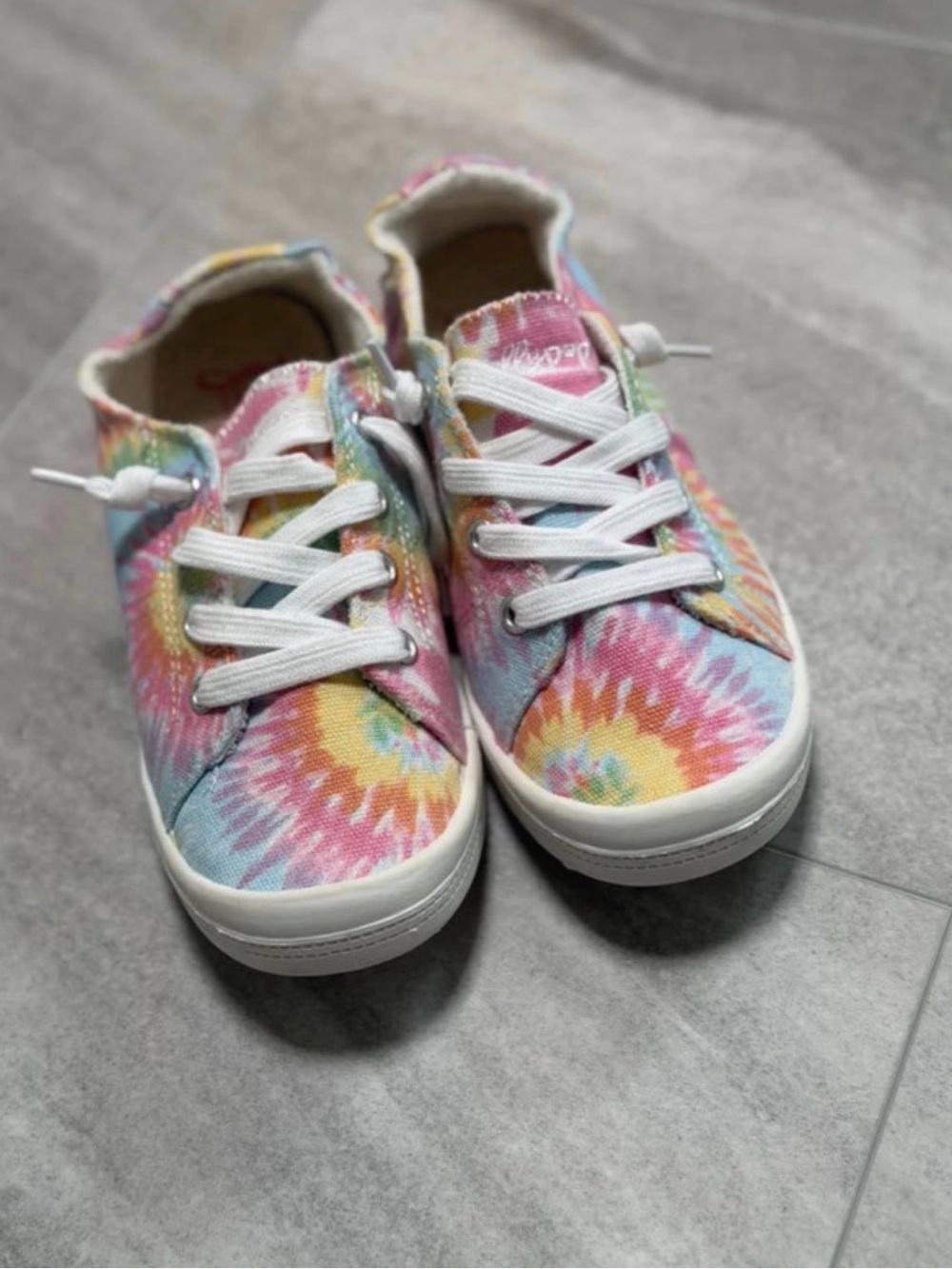 Jellypop Tie-Dye Canvas Sneakers - Pastel Rainbow